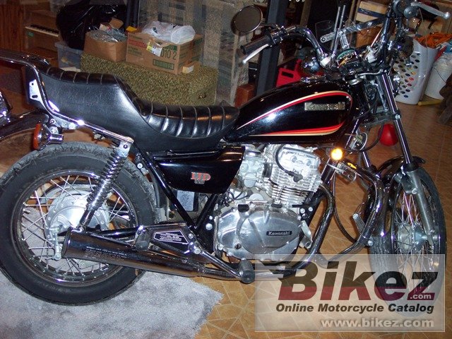 Big  gpz 305 belt drive picture and wallpaper from Bikez.com
